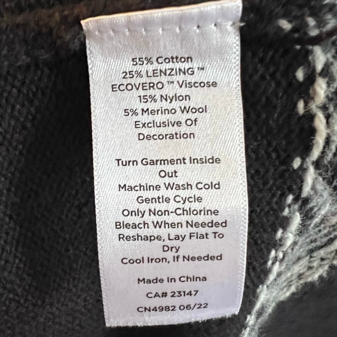 TALBOTS merino cotton festive turtle neck (L)